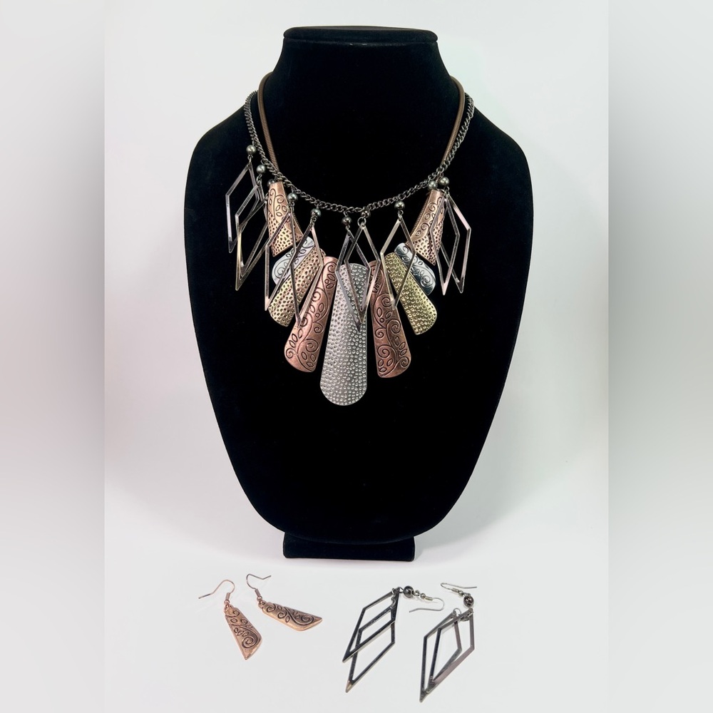 🌸 2/$25 Matching Mixed Metal Geometric Necklaces & Earrings Jewelry Sets Bundle
